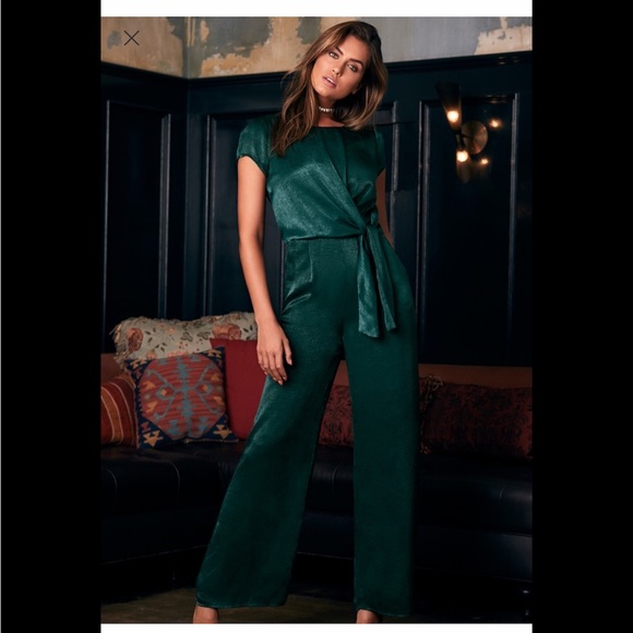 Lulus Pants - Lulus hunter green pants jumpsuit size medium worn once